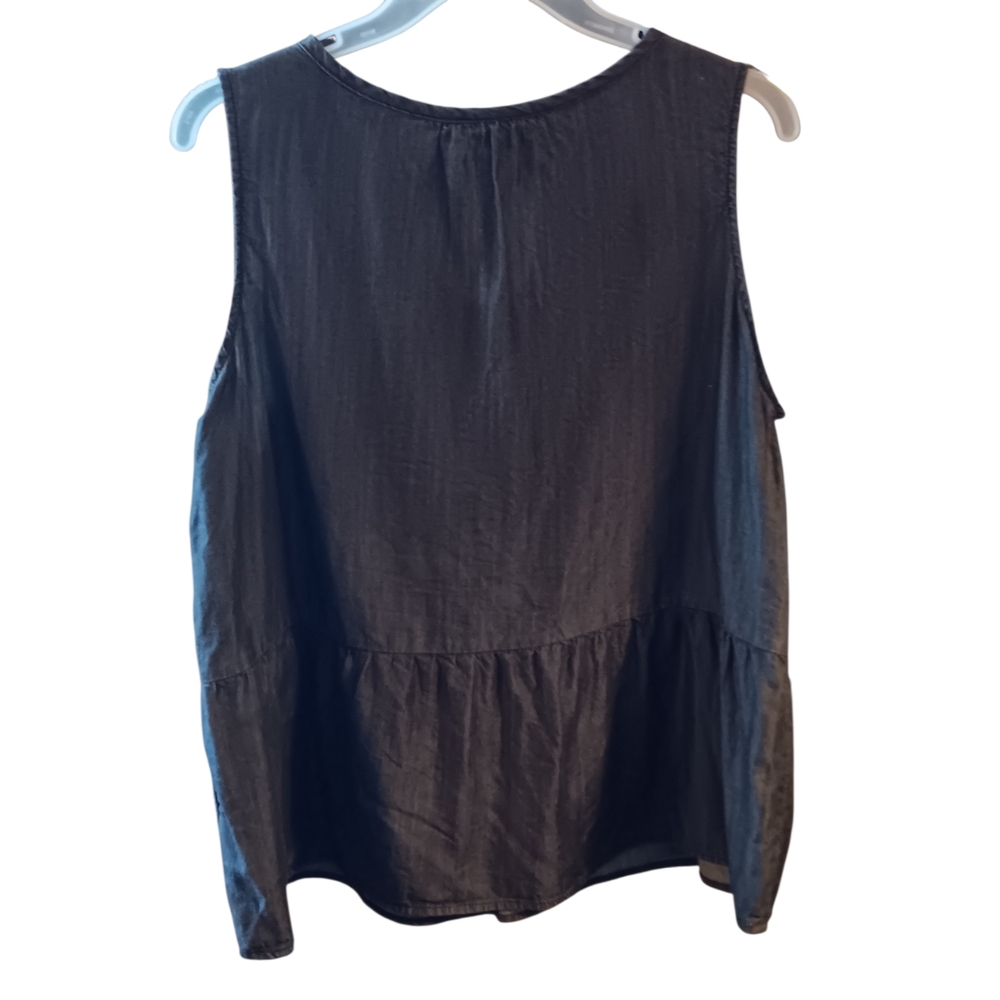Time and Tru Charcoal Sleeveless Blouse - Picture 3 of 4